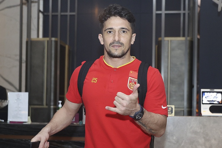 Luo Guofu:离开中国三年后 我仍然是中国公民 当我成为一个归化的人时 我对金钱的看法不多 Luo Guofu:离开中国三年后 我仍然是中国公民 当我成为一个归化的人时 我对金钱的看法不多