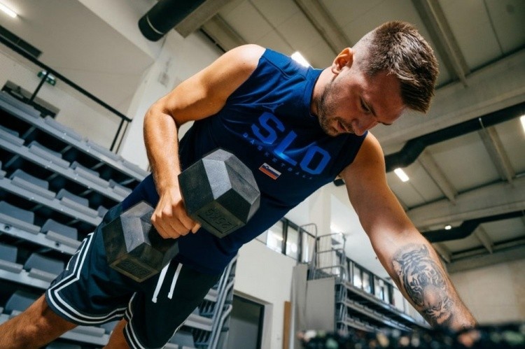 Doncic成功减轻体重! A-Smith:他完成了挑战 湖人球迷应该很高兴 Doncic成功减轻体重! A-Smith:他完成了挑战 湖人球迷应该很高兴